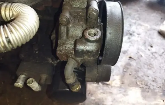 Ford Focus Power steering pump