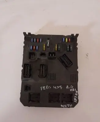 Peugeot 407 Comfort/convenience module S120104700L 9655708380
