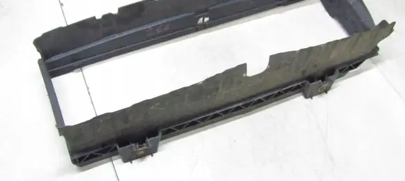 Citroen C4 II Picasso Intercooler air guide/duct channel 9675972580