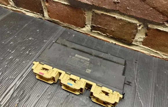 Mercedes-Benz CLA C117 X117 W117 Seat control module A1669006107 A2319022502 1352629300