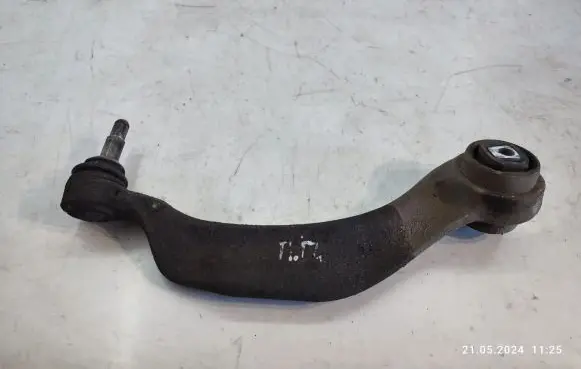 Mercedes-Benz C W205 Front control arm