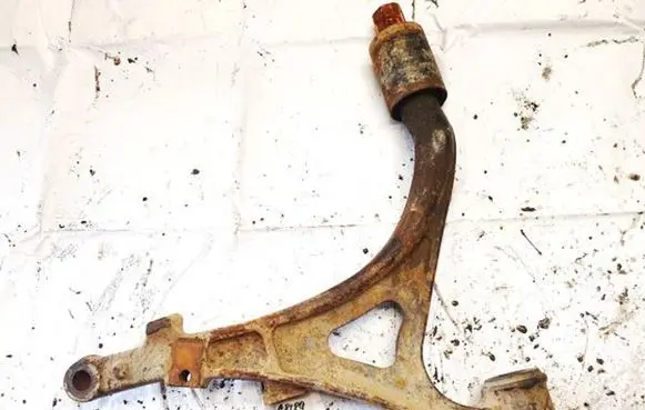 Mercedes-Benz ML W163 Front lower control arm/wishbone