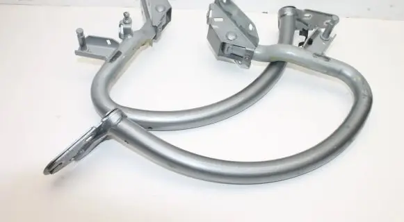 Audi A5 8T 8F Tailgate/trunk/boot hinge 8T0827302D