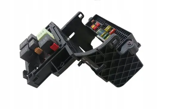Volkswagen Golf Plus Fuse box set 1K1971858H