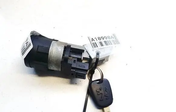 Peugeot 307 Ignition lock 36353100 9648445180