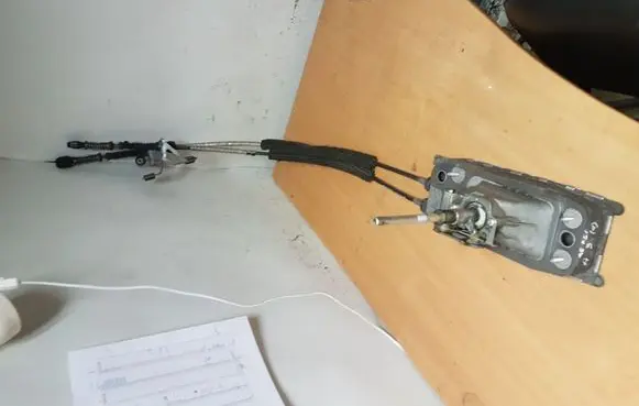 Audi A3 S3 8P Gear shifter/selector 1K0711049AC 1K0711266A 1K0711051A