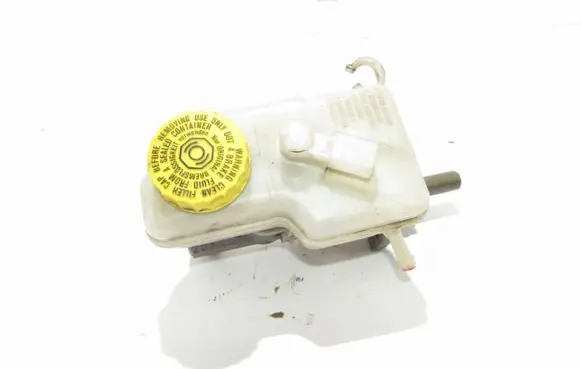 Master brake cylinder