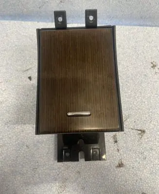 Jaguar XF Ashtray (front) AX23045H72B AX23045H72A