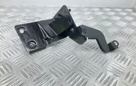 Skoda Octavia Mk3 (5E) ABS pump bracket 5Q1614235E