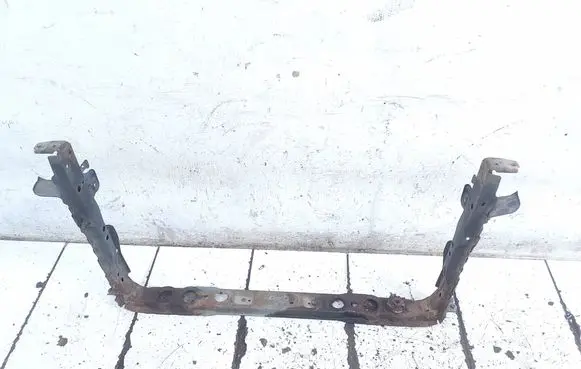 Toyota Auris 150 Bottom radiator support slam panel