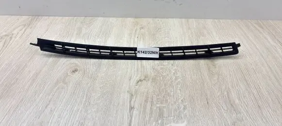 Porsche Panamera (970) Dashboard air vent grill cover trim 97055237600