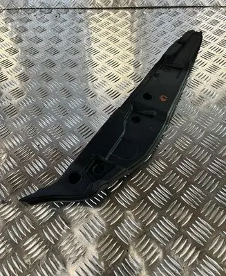 Audi A3 8Y Fender foam support/seal 8Y0864235
