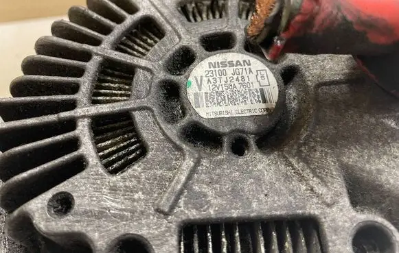 Renault Koleos I Generator/alternator 23100JG71A A3TJ2481 7601
