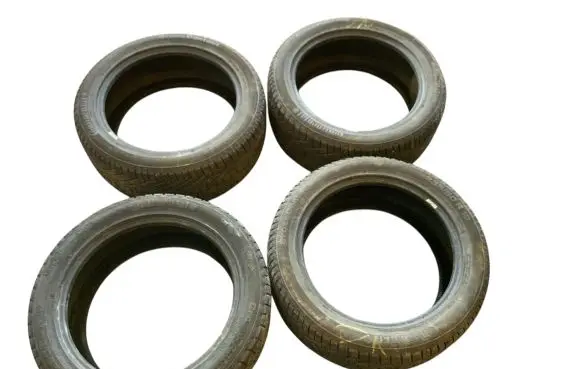 Toyota Sienna XL30 III R19 winter tire R1950235