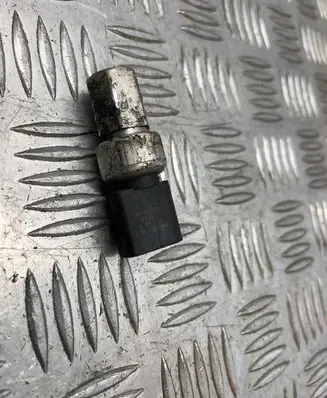 Air conditioning (A/C) pressure sensor