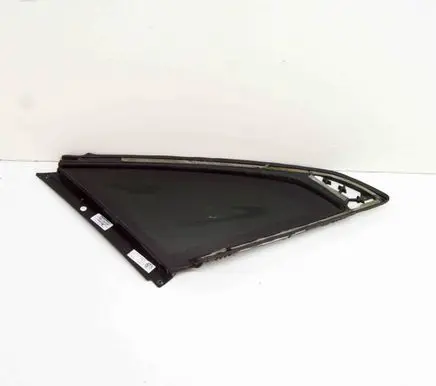 Volkswagen Arteon Rear side window 43R00103 AS3