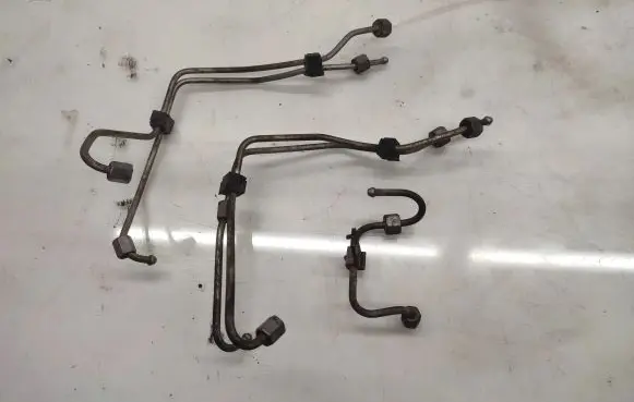 Volvo C30 Fuel line pipe