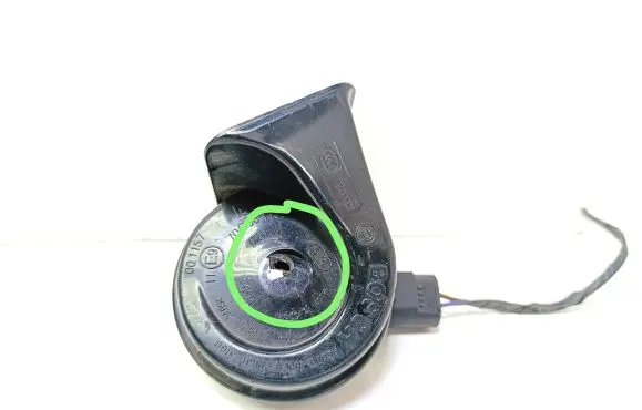 BMW 1 E81 E87 Horn signal 703881157