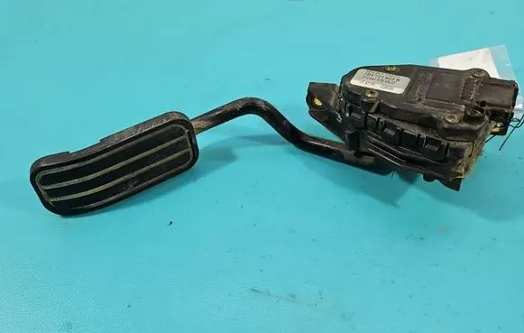 Volkswagen Transporter - Caravelle T4 Accelerator throttle pedal 7D1721603B IMPRK1520071
