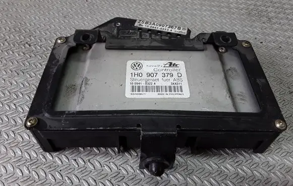 Volkswagen Golf III ABS control unit/module 1H0907379D
