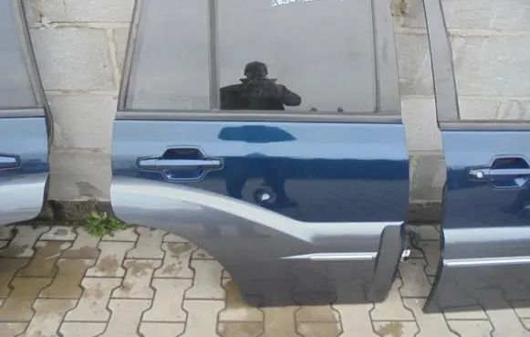 Hyundai Terracan Rear door