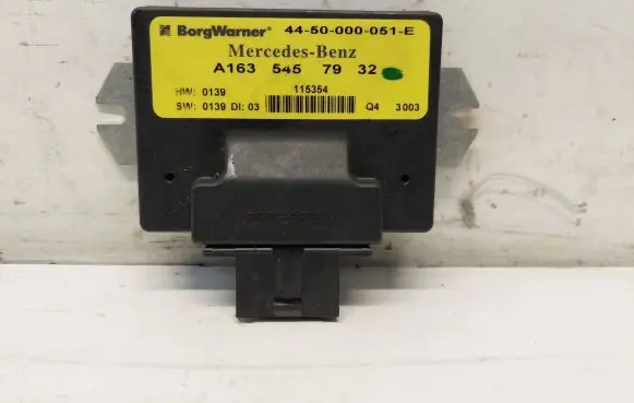 Mercedes-Benz ML W163 Transfer box differential control unit A1635457932 4450000051E 115354