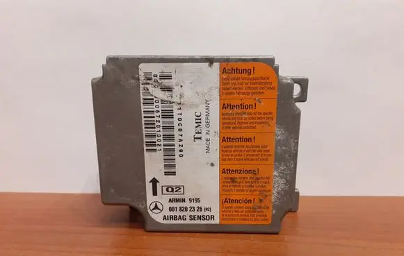 Mercedes-Benz E W210 Airbag control unit/module 0018202326 5422