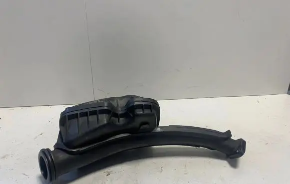 Volvo XC60 Intake resonator 30774691
