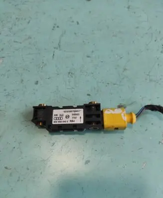 Audi A4 S4 B6 8E 8H Airbag deployment crash/impact sensor 8E0959643E 0232G0FPSMH11