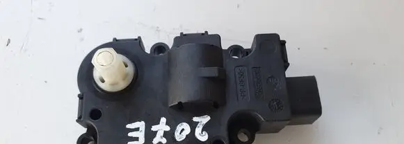 Mercedes-Benz E A207 A/C air flow flap actuator/motor 