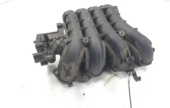 Mitsubishi Colt Intake manifold MN143823