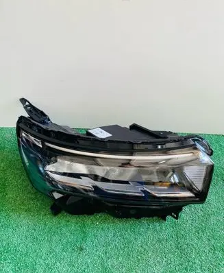 Nissan Townstar Headlight/headlamp 260107139