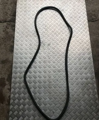 Volkswagen Touareg I Rubber seal front door (on door) 7L0839911