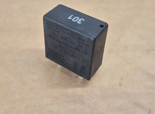 Audi A6 S6 C4 4A Other relay 4A0919471 K1ASS03
