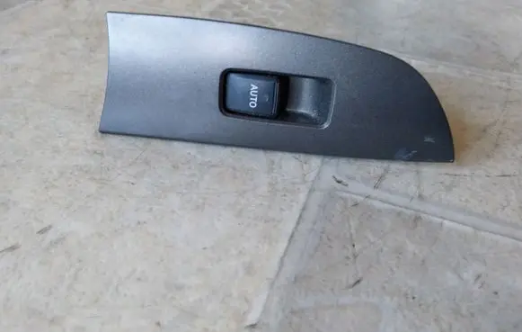 Lexus IS 220D-250-350 Electric window control switch 7427253010