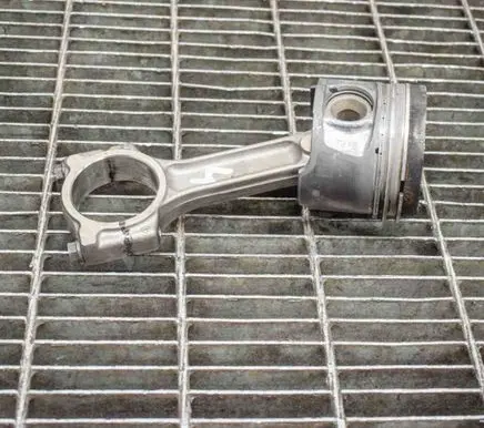 Dacia Sandero Piston 120A16959R 121008820R