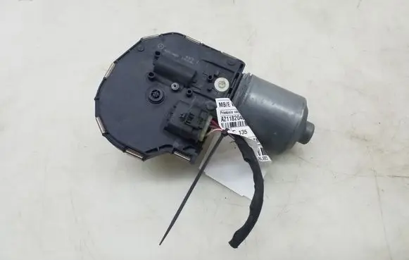 Mercedes-Benz E W211 Wiper motor A2118204842