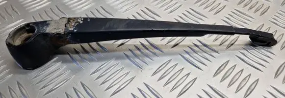Audi A4 S4 B5 8D Rear wiper blade arm 8D9955407