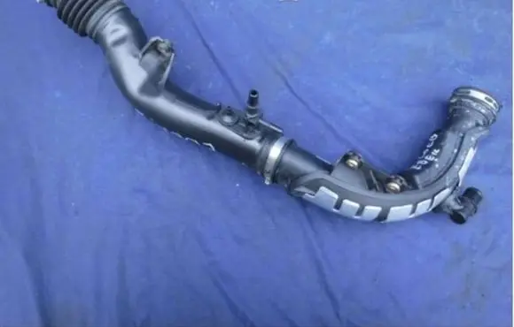 Ford Edge II Intercooler hose/pipe