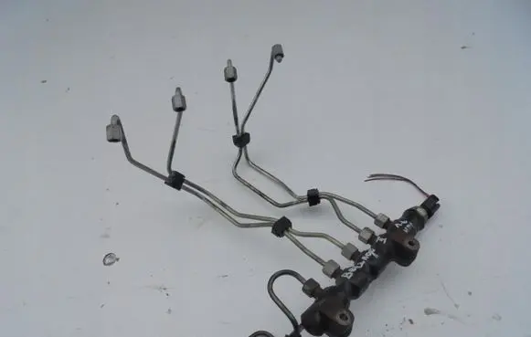 Fuel main line pipe
