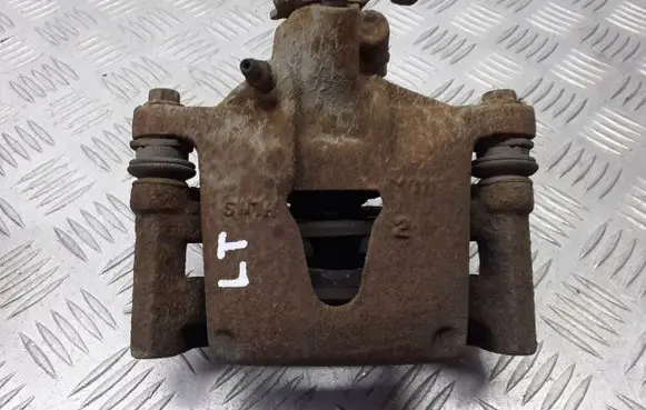 Ford Mondeo Mk III Rear brake caliper