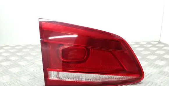 Volkswagen PASSAT B7 Tailgate rear/tail lights 3AF945093R