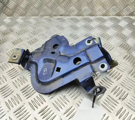 Audi e-tron Fender mounting bracket 4KE821150 4KE821434