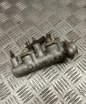 Mitsubishi Lancer Master brake cylinder
