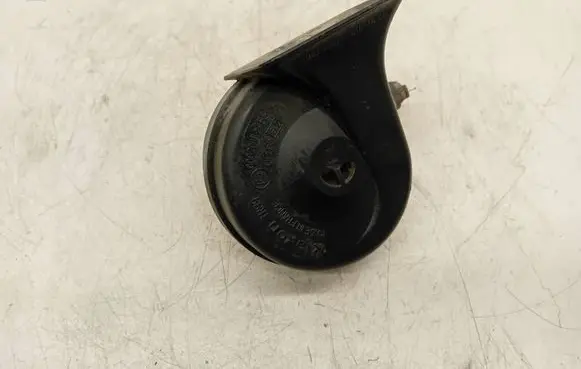 BMW 5 E60 E61 Horn signal