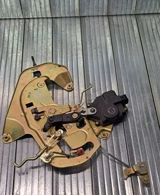 KIA Carnival Rear door lock