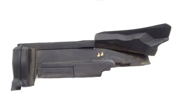 Audi Q3 8U Fender foam support/seal 8U0823722A