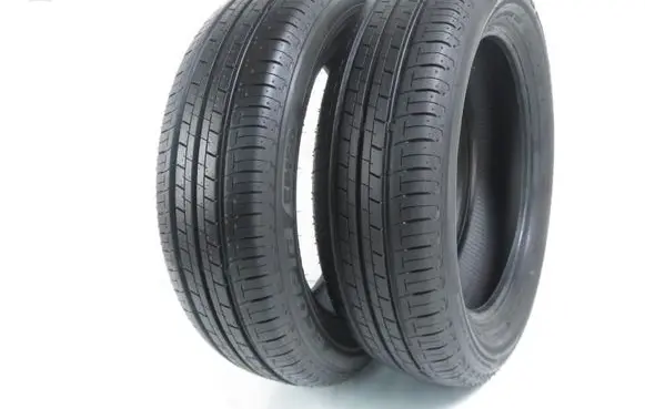 Volkswagen Golf V R16 summer tire 