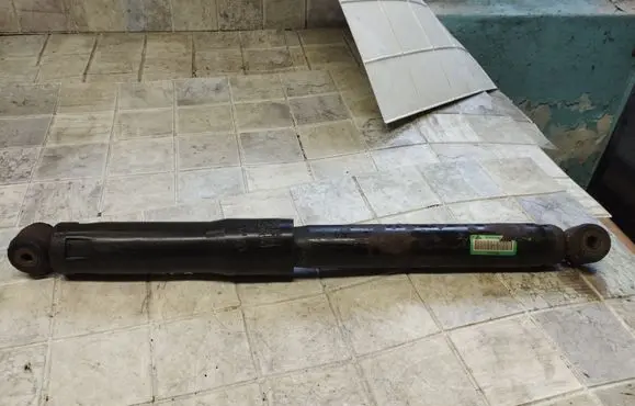 Jeep Grand Cherokee (WK) Rear shock absorber/damper 52089756AF