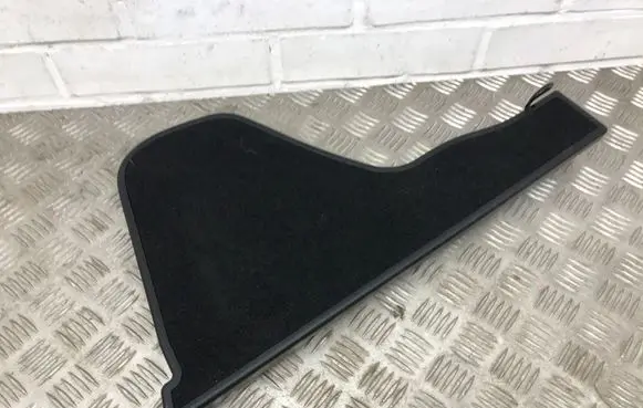 Lexus CT 200H Trunk/boot lower side trim panel 5841876010